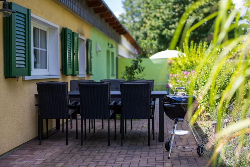 Ferienhaus Goldene Zeit I Terasse I Parkplatz I 3 Sz I 2 Baeder I 2 Min Zum See Joachimsthal Exterior photo